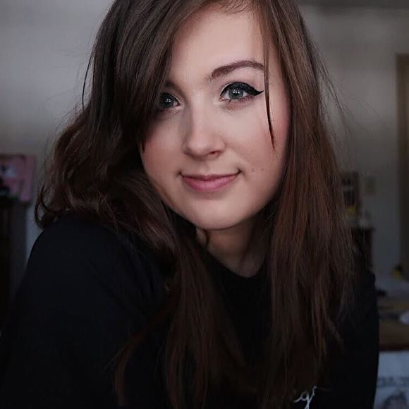 Meet your Posher, Rikki - Picture 1 of 1